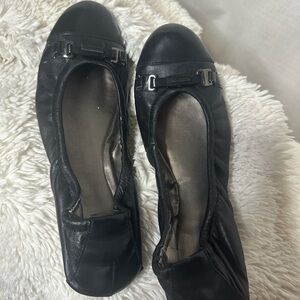 Black Ballet Flats with Bow and Padded Insole